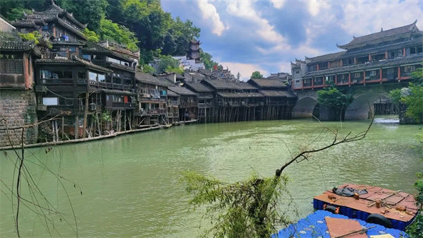 “湘”約鳳凰，相守未來——2022博皓快樂湖南行    -22